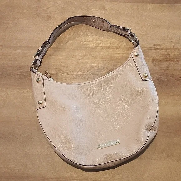 Michael Kors Beige Leather Shoulder Bag Gold Hardware 12.5x8 EUC - Picture 2 of 12